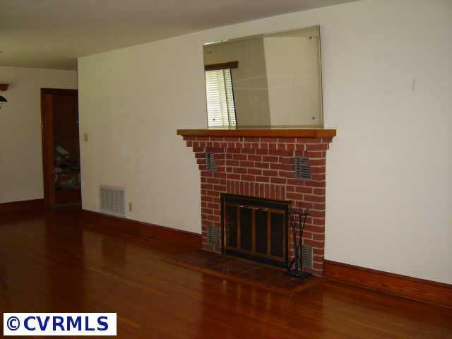 14516 Rivermont Road Chester, VA 23836 - Photo 2 of 8