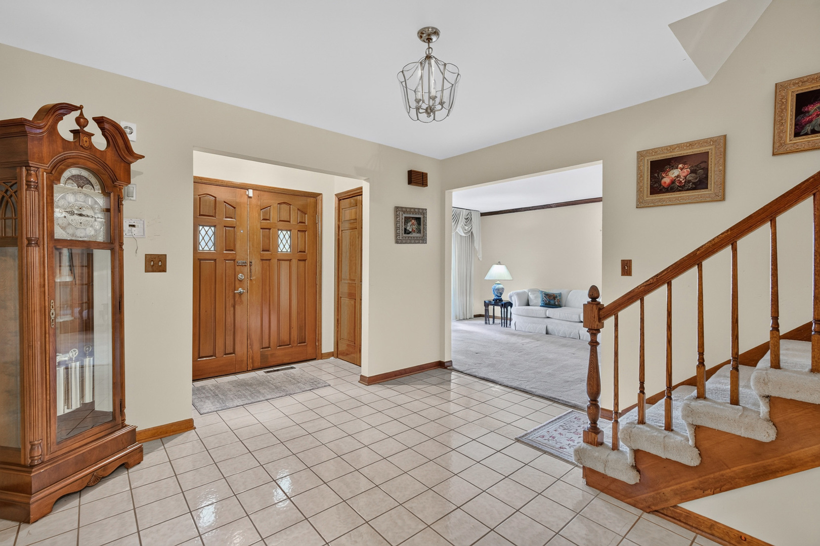 570 Ellsworth Avenue Addison, IL 60101 - Photo 4 of 31