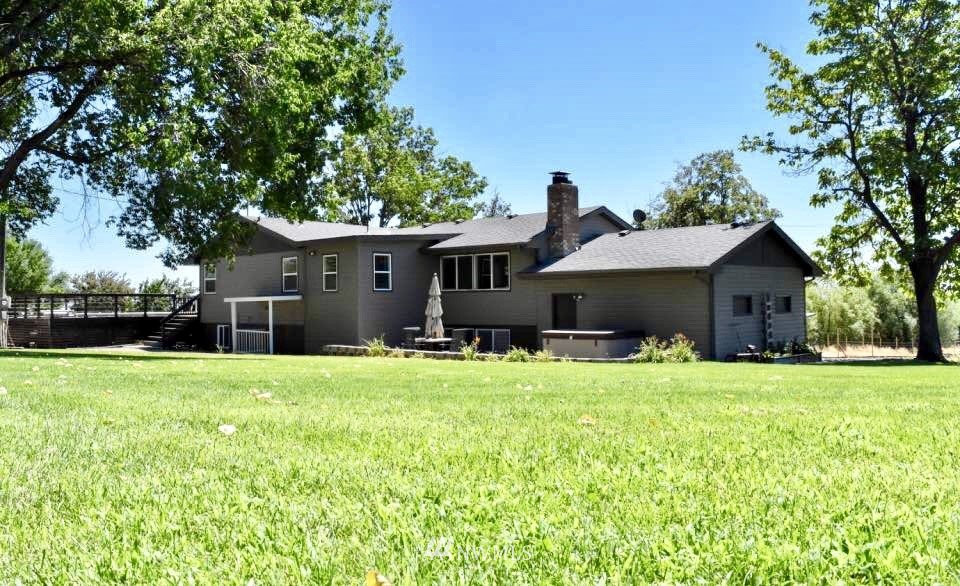 12747 Rd F Northwest Ephrata, WA 98823 - Photo 2 of 25 Gallery Image 2