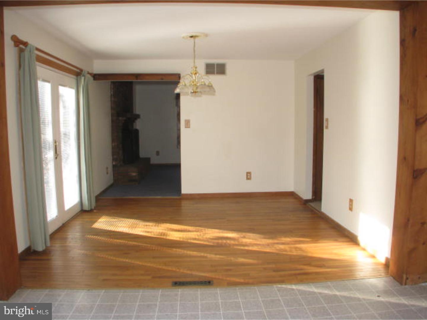486 Birmingham Arneys Mt Road Pemberton, NJ 08068 - Photo 10 of 17 Dining Room