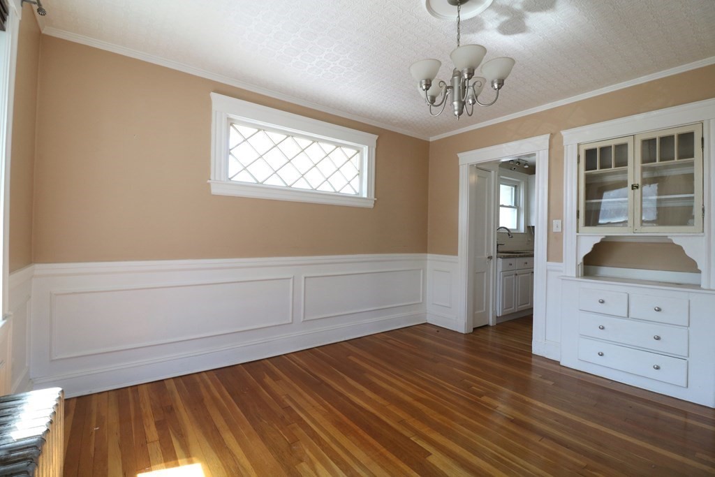 24 Flett Road, Unit 2 Belmont, MA 02478 - Photo 4 of 30 Gallery Image 4