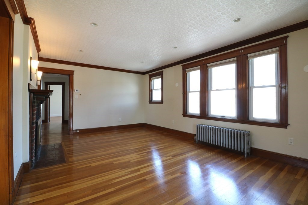 24 Flett Road, Unit 2 Belmont, MA 02478 - Photo 6 of 30 Gallery Image 6