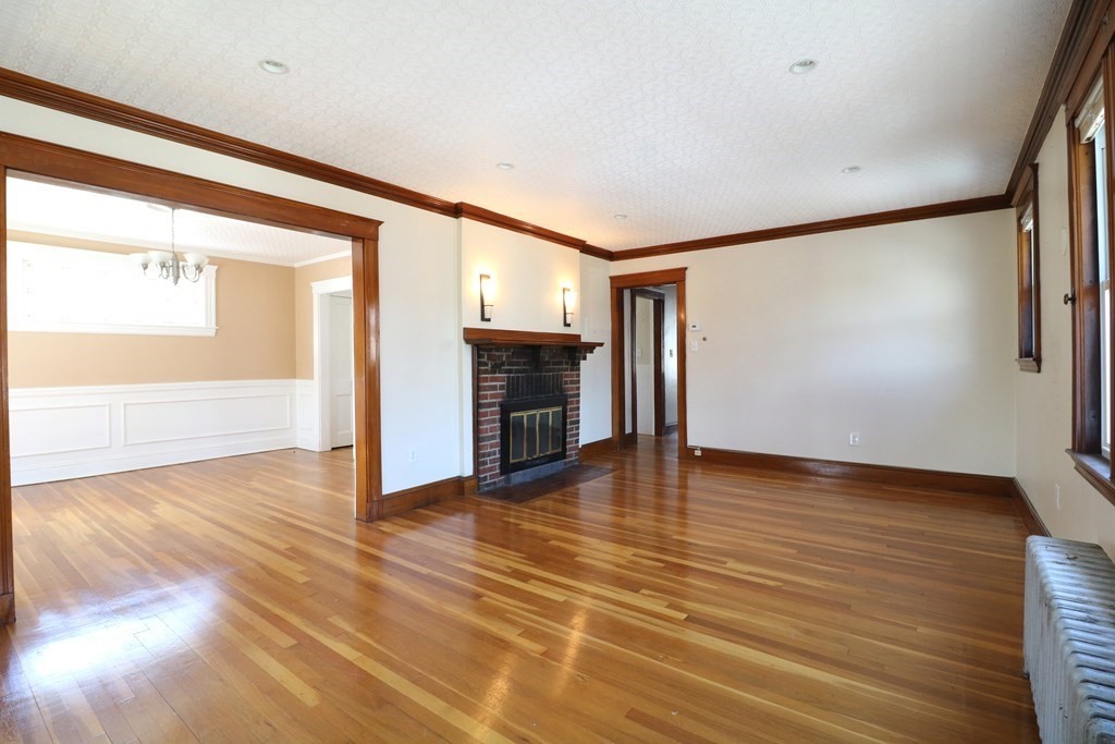 24 Flett Road, Unit 2 Belmont, MA 02478 - Photo 8 of 30 Gallery Image 8