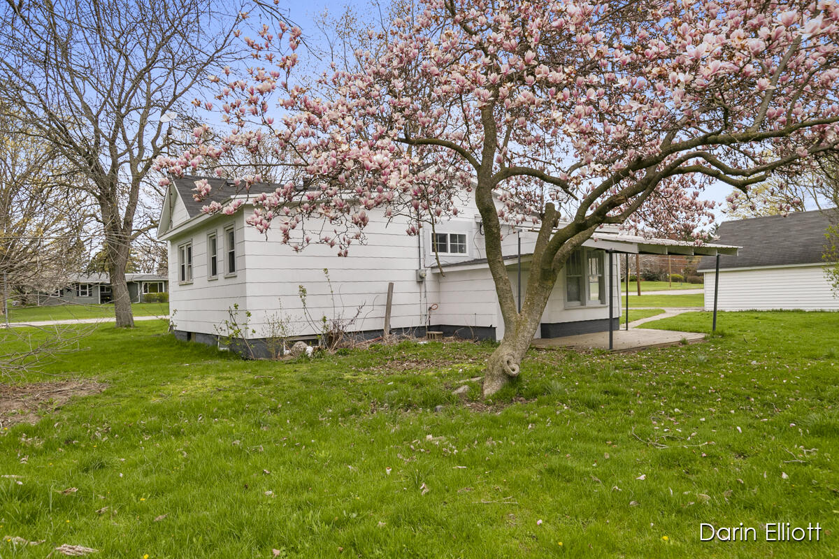 1644 Howard City-Edmore Road Edmore, MI 48829 - Photo 19 of 20 IMG_1017