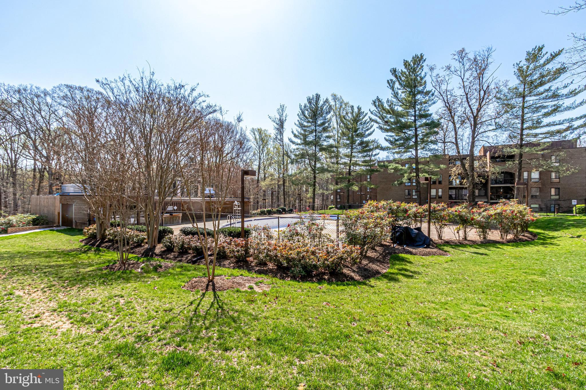 11212 Chestnut Grove Square, Unit 216 Reston, VA 20190 - Photo 24 of 31 Gallery Image 24