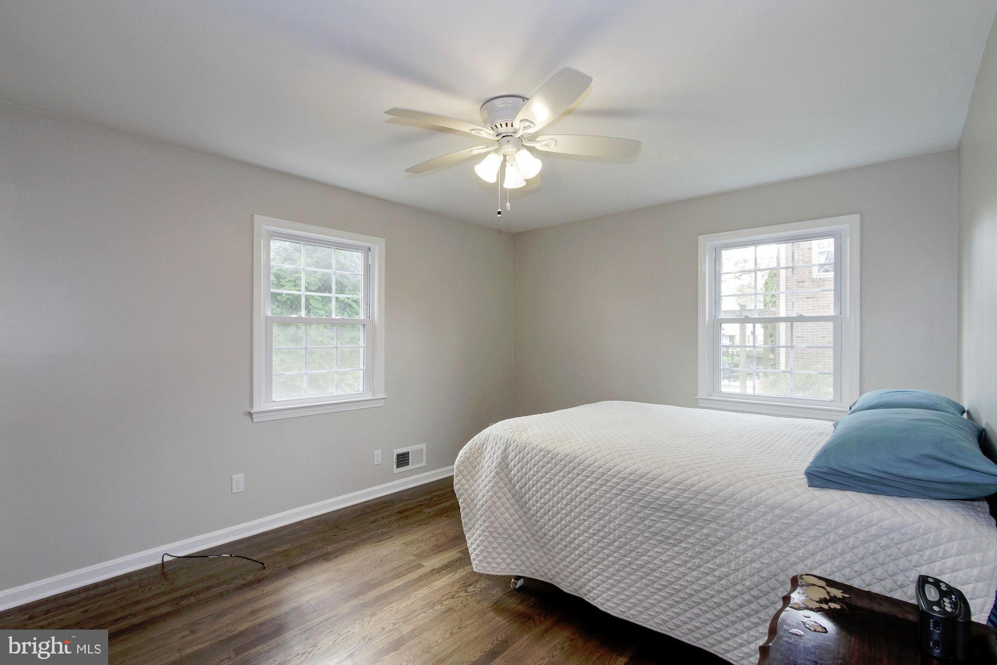 11905 Smoketree Road Potomac, MD 20854 - Photo 19 of 47 Gallery Image 19