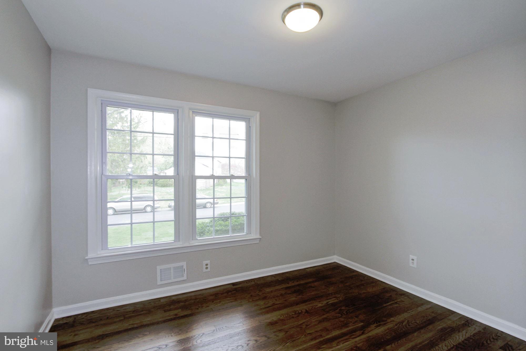 11905 Smoketree Road Potomac, MD 20854 - Photo 23 of 47 Gallery Image 23