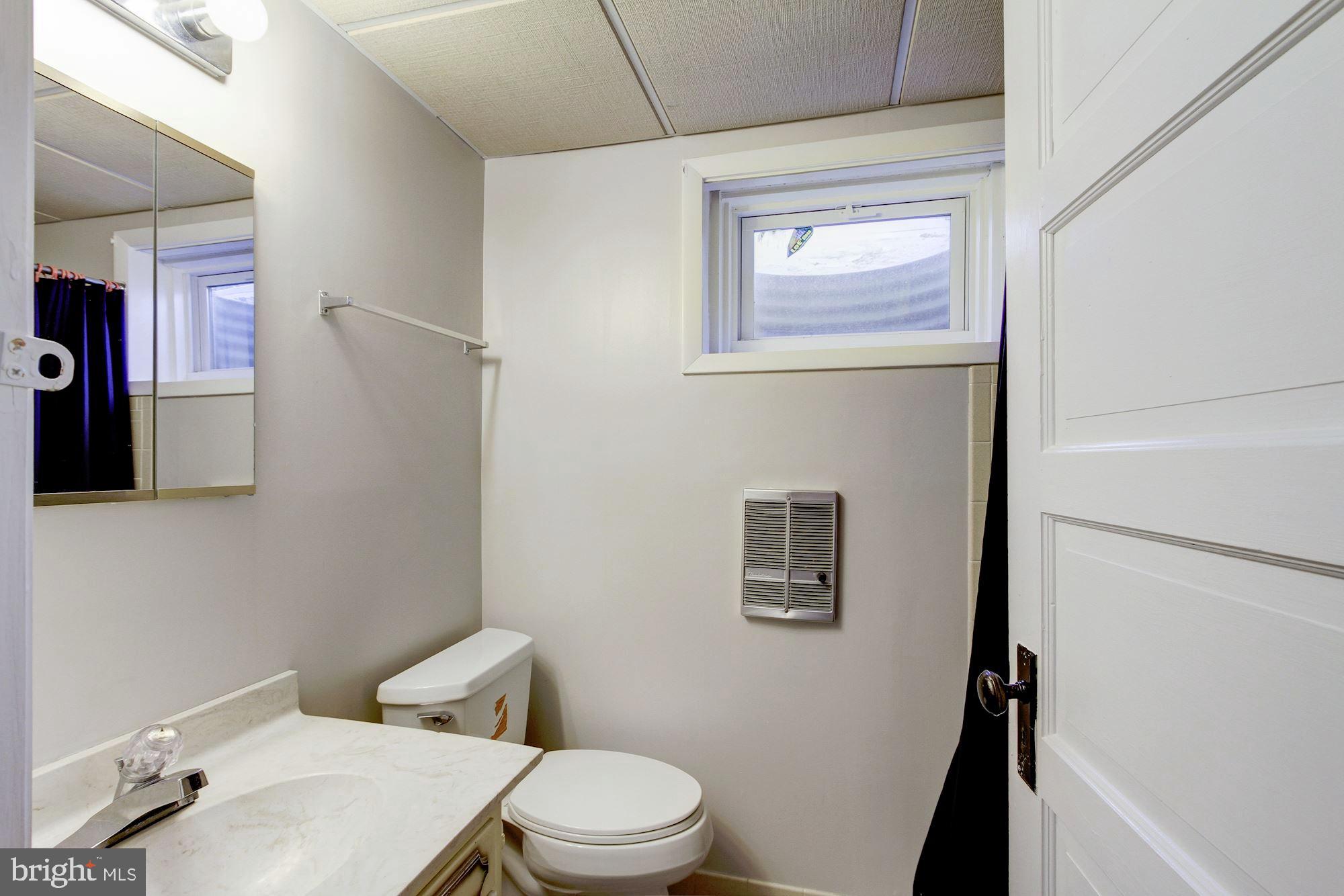 11905 Smoketree Road Potomac, MD 20854 - Photo 35 of 47 Gallery Image 35