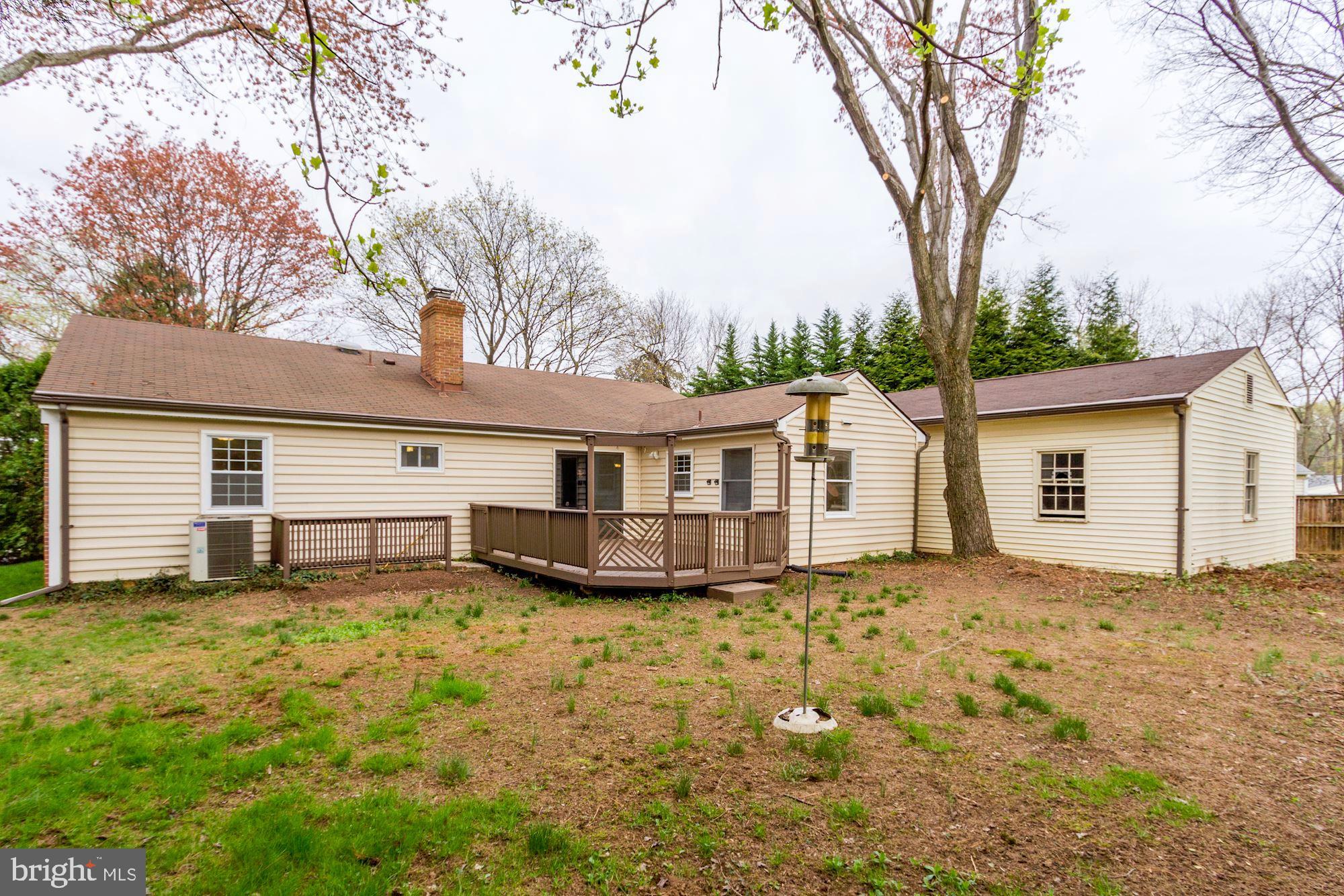 11905 Smoketree Road Potomac, MD 20854 - Photo 41 of 47 Gallery Image 41