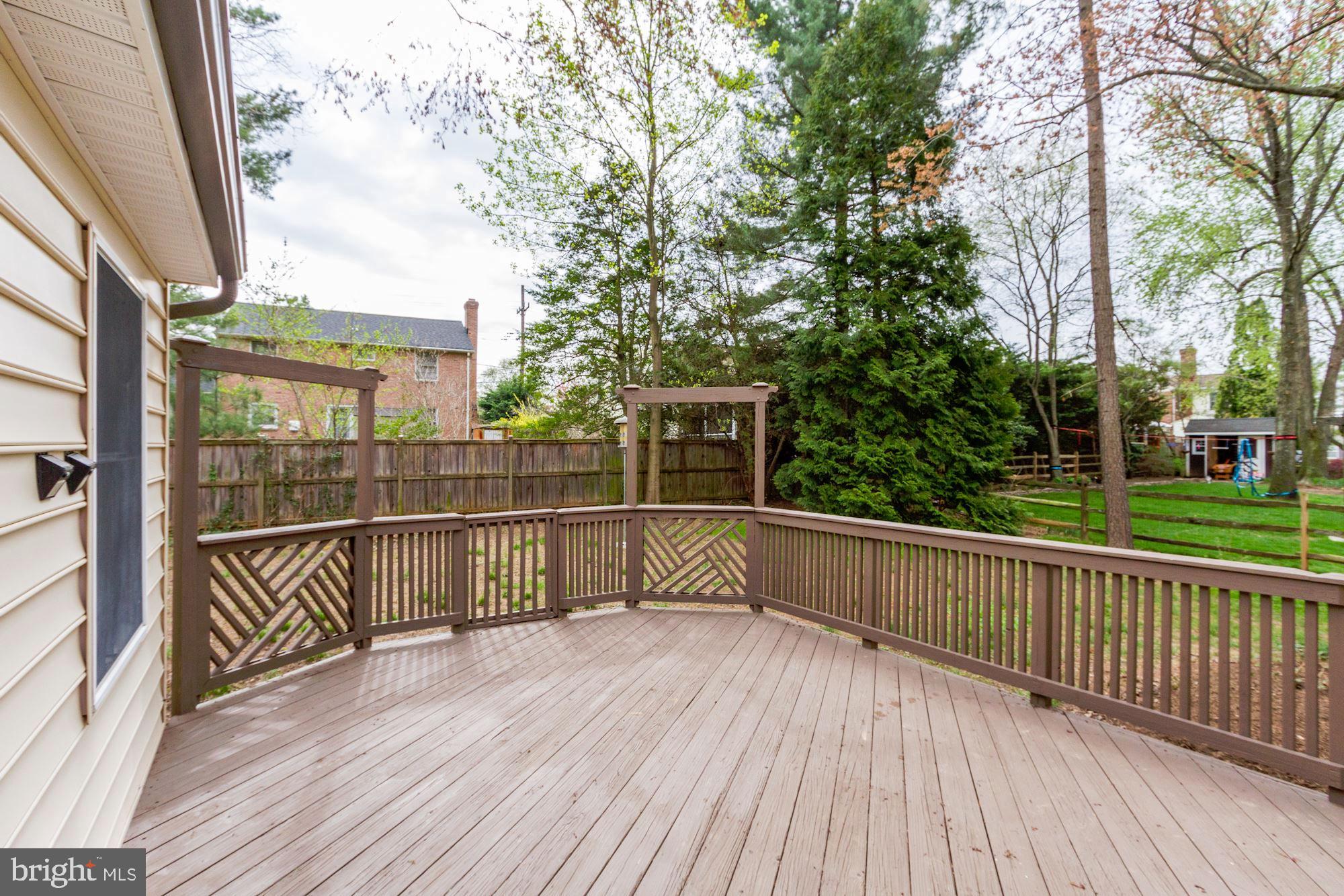 11905 Smoketree Road Potomac, MD 20854 - Photo 43 of 47 Gallery Image 43