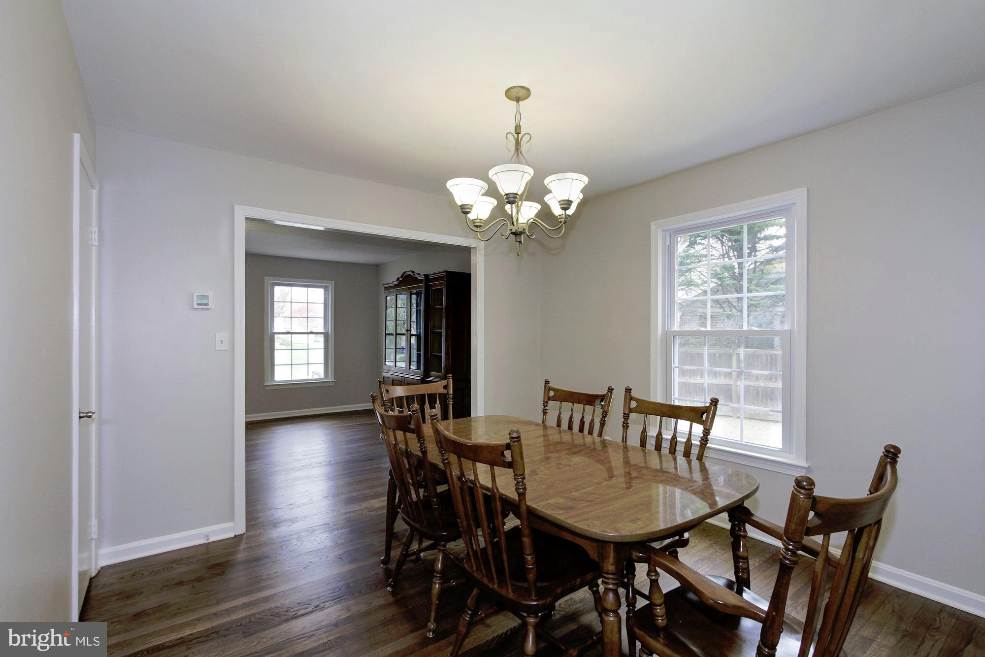 11905 Smoketree Road Potomac, MD 20854 - Photo 9 of 47 Gallery Image 9