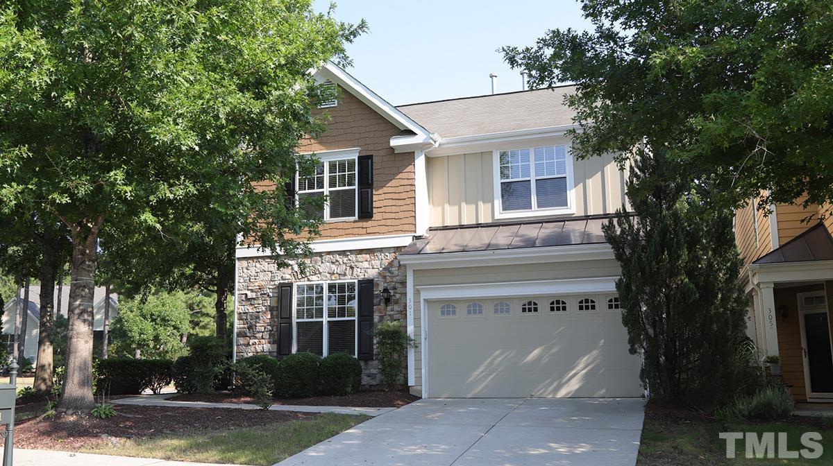 Fabulous Heritage 4-bedroom, 3 bath, townhome with 2-car garage