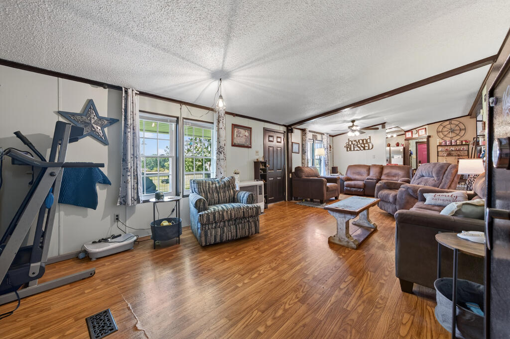 1845 Dry Road Speedwell, VA 24374 - Photo 19 of 118 Gallery Image 19
