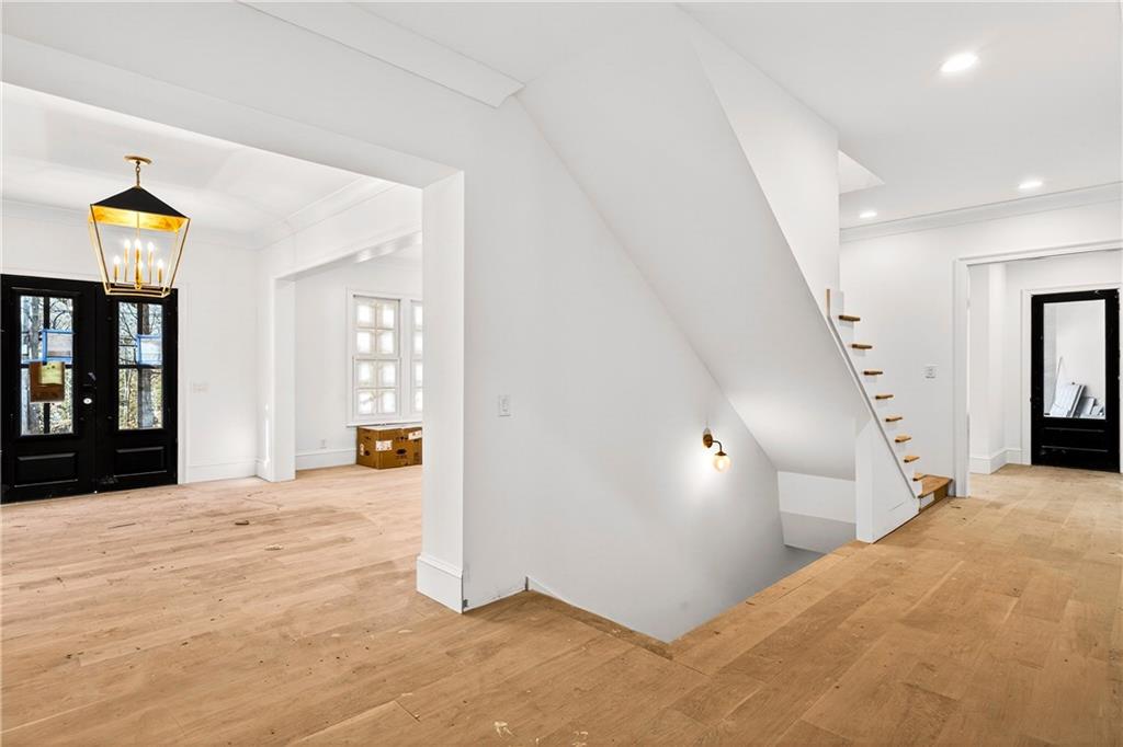 1445 West Wesley Road Northwest Atlanta, GA 30327 - Photo 3 of 39