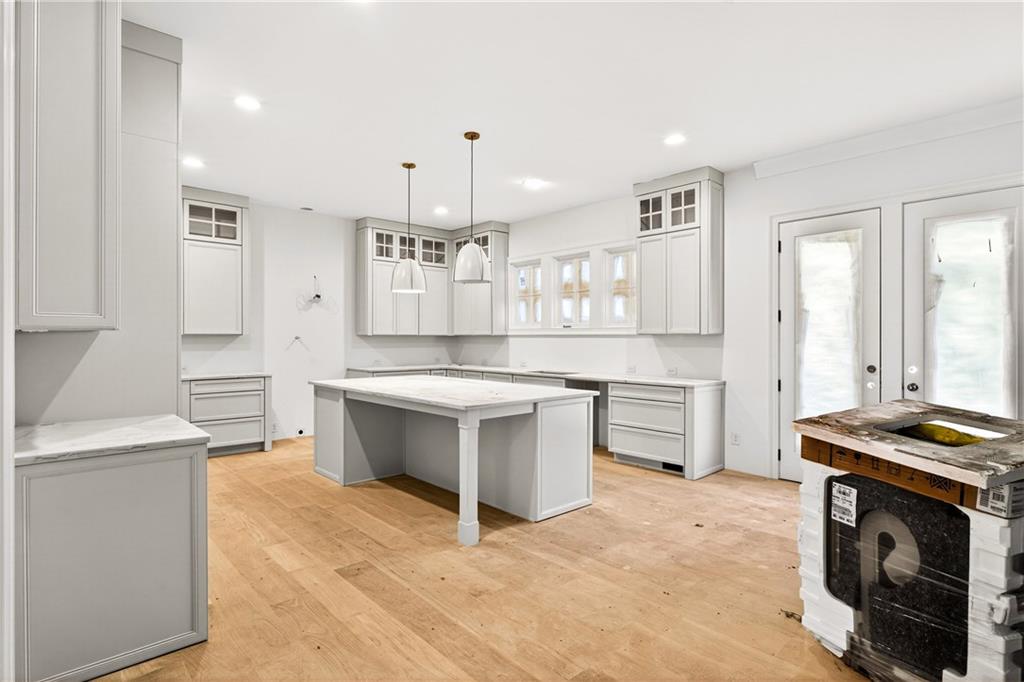 1445 West Wesley Road Northwest Atlanta, GA 30327 - Photo 10 of 39