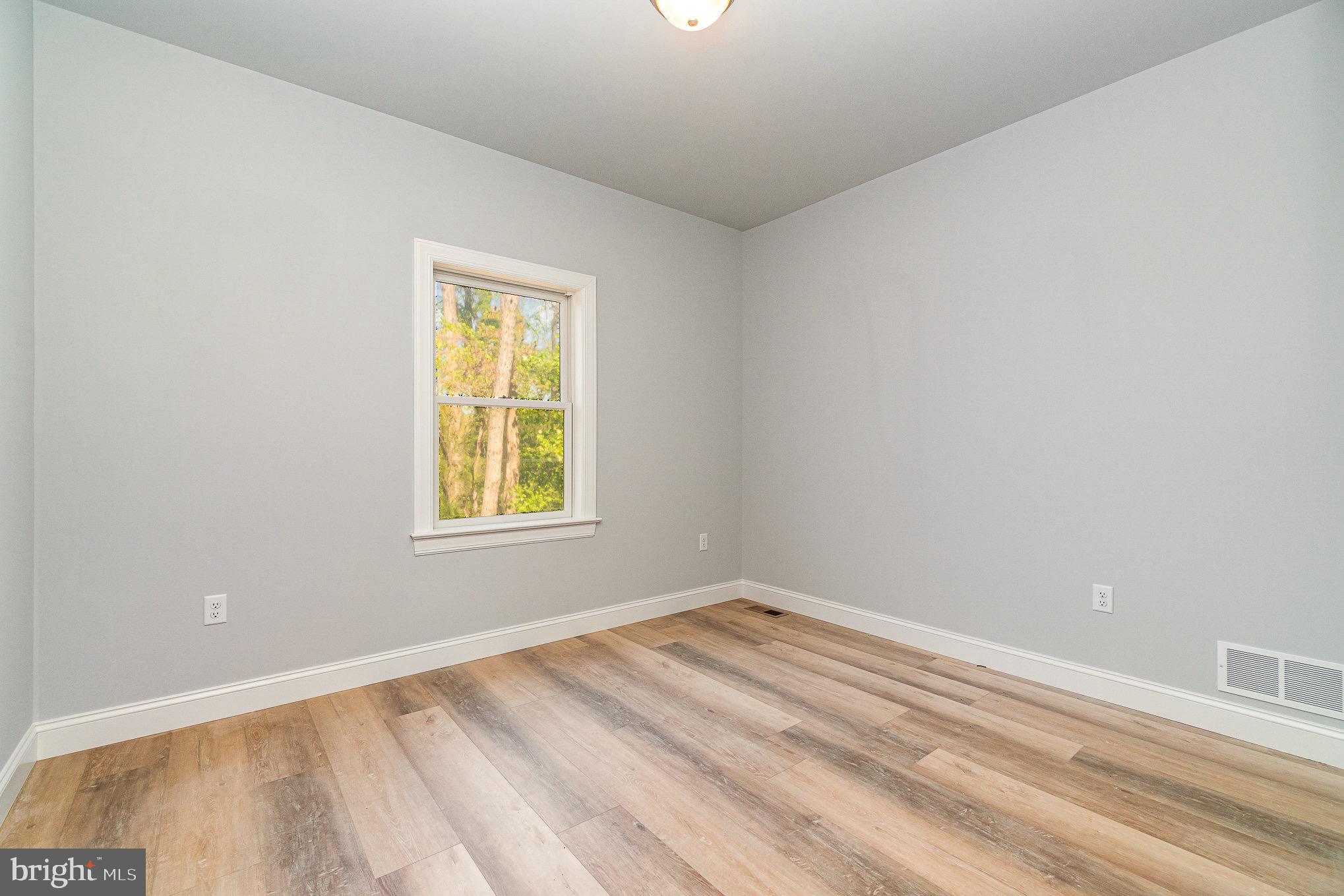 122 Newville Road Elizabethtown, PA 17022 - Photo 18 of 28 Gallery Image 18