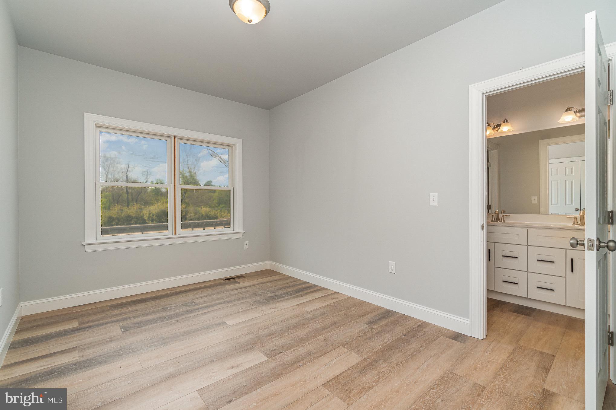 122 Newville Road Elizabethtown, PA 17022 - Photo 22 of 28 Gallery Image 22