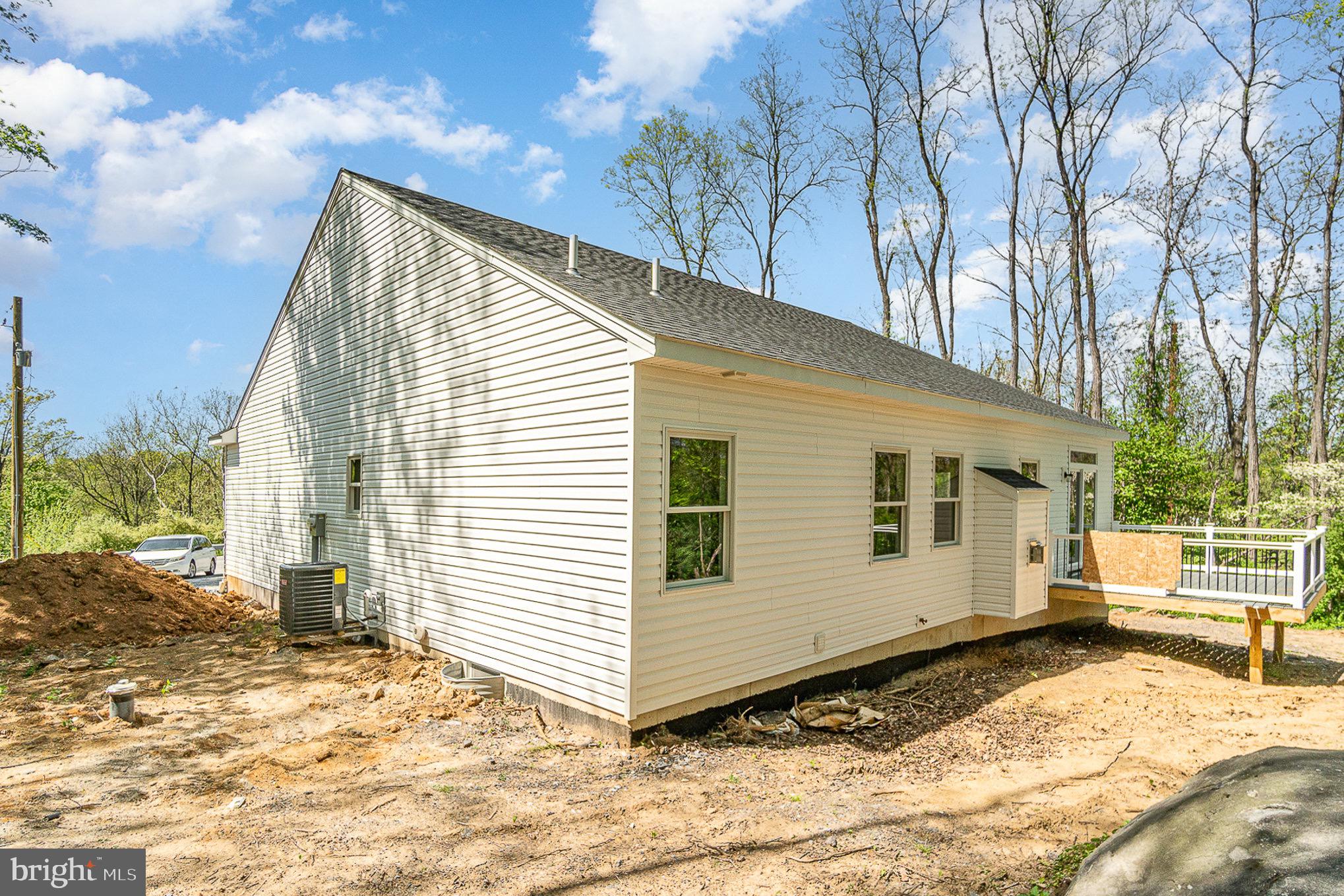 122 Newville Road Elizabethtown, PA 17022 - Photo 28 of 28 Gallery Image 28