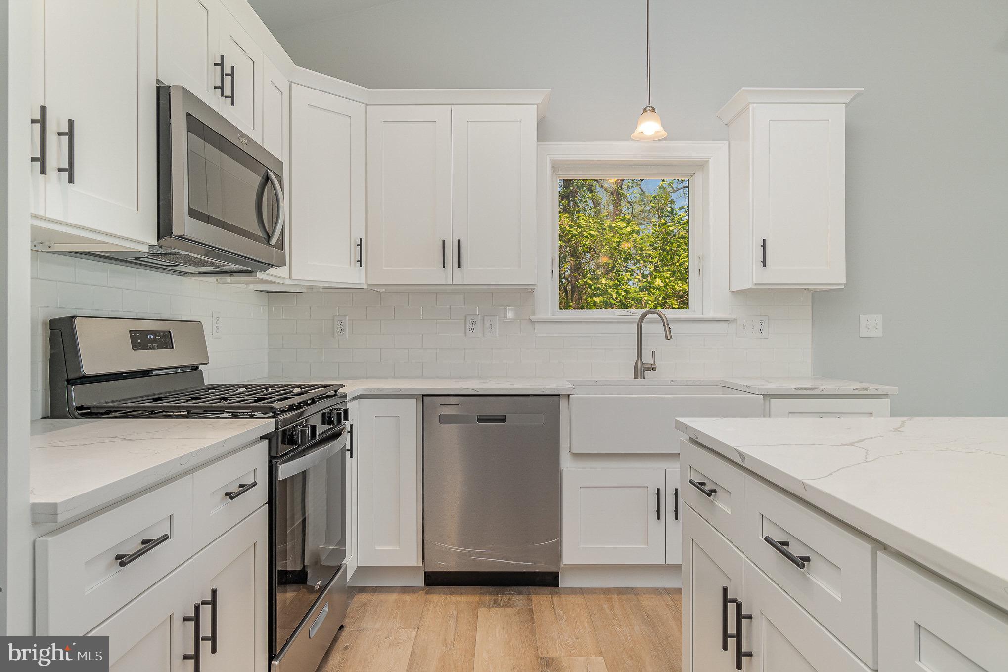 122 Newville Road Elizabethtown, PA 17022 - Photo 7 of 28 Gallery Image 7