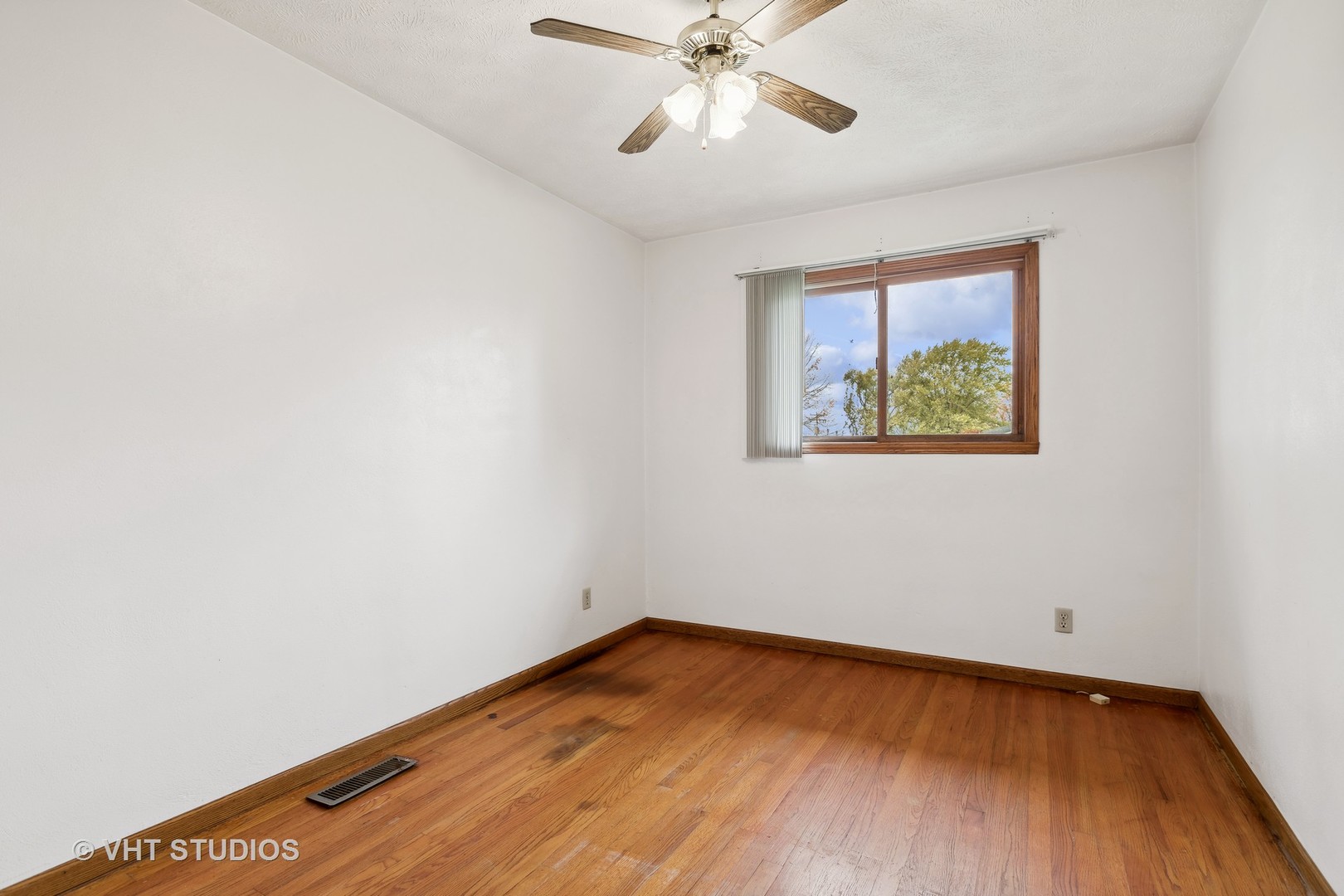 4613 Garden Prairie Road Garden Prairie, IL 61038 - Photo 15 of 29 Gallery Image 15