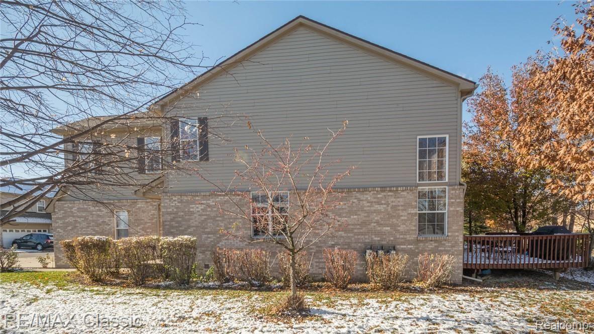 41460 Glade Road Canton, MI 48187 - Photo 32 of 37 003_26.jpg