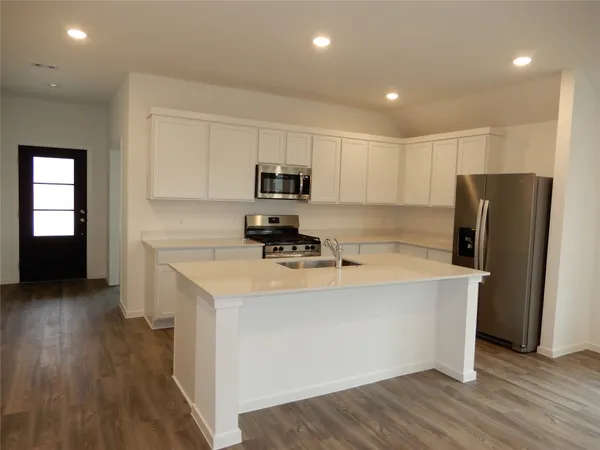 $2,200 | 22636 Hackberry Leaf Drive, New Caney, TX 77357