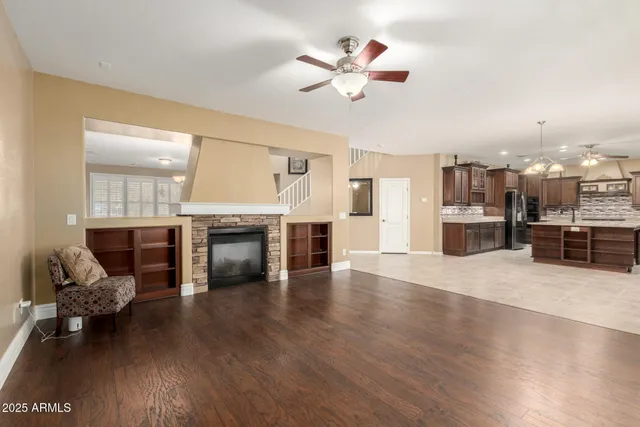 $3,000 | 6820 South 42nd Lane, Phoenix, AZ 85041