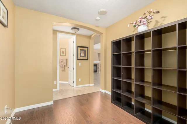 $3,000 | 6820 South 42nd Lane, Phoenix, AZ 85041