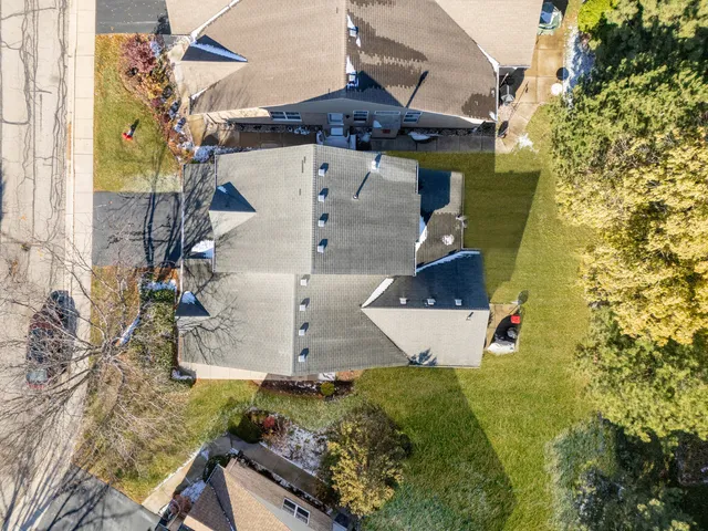 $359,900 | 1114 Kylemore Court, Joliet, IL 60431