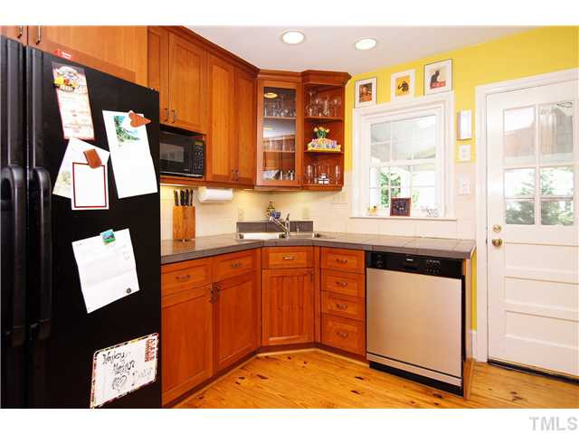 2218 Fairview Road Raleigh, NC 27608 - Photo 14 of 25 Photo 14