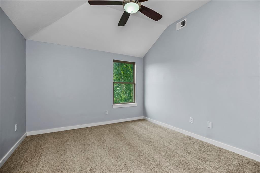 4527 Verona Drive Riverside, MO 64150 - Photo 15 of 35
