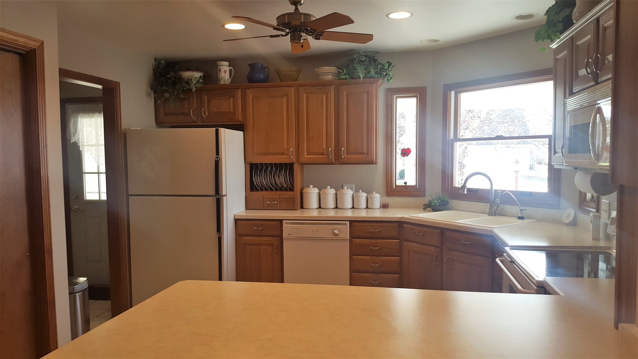 514 Countryside Circle Rensselaer, IN 47978 - Photo 9 of 32