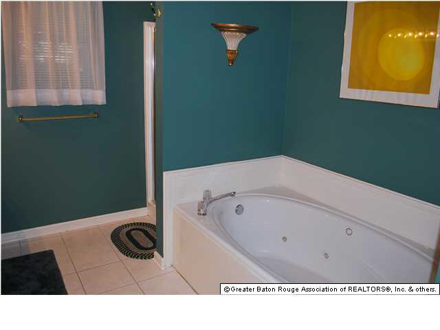 1642 Obrien Drive Baton Rouge, LA 70810 - Photo 12 of 18 Gallery Image 12