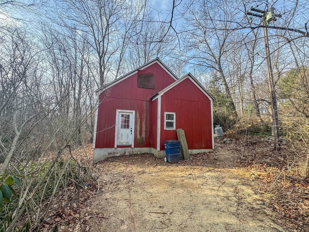 203 Chamberlain Hill Road Barre, MA 01005 - Photo 9 of 28 Gallery Image 9