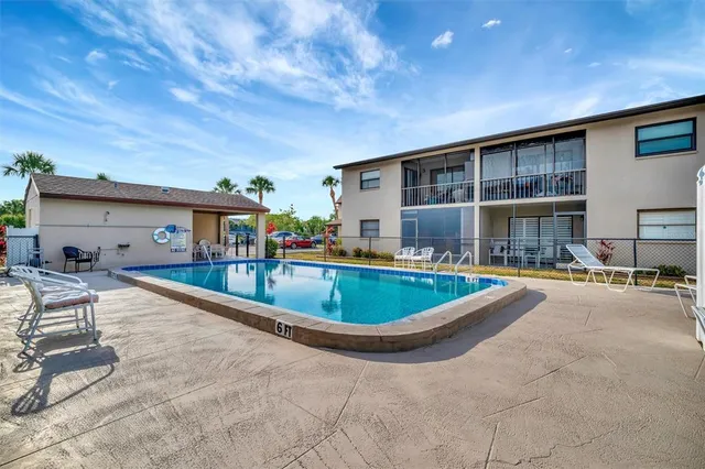 $1,700 | 7241 Cloister Drive, Unit 205, Sarasota, FL 34231