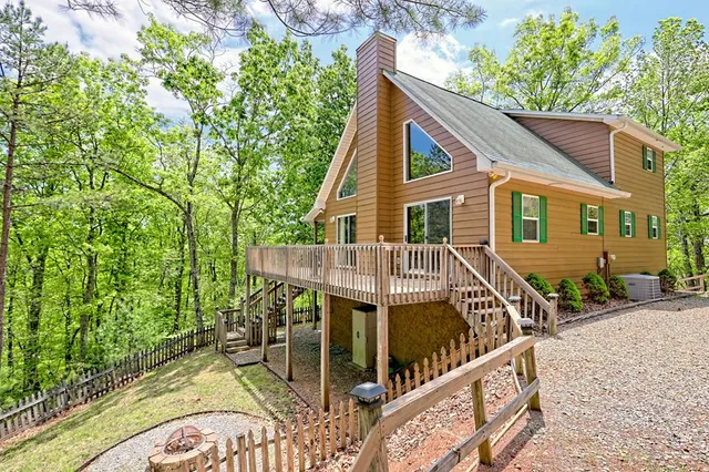 $424,900 | 116 Wildwood Road, Young Harris, GA 30582