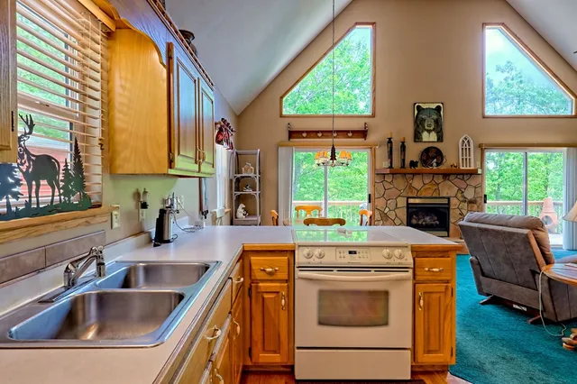 $424,900 | 116 Wildwood Road, Young Harris, GA 30582