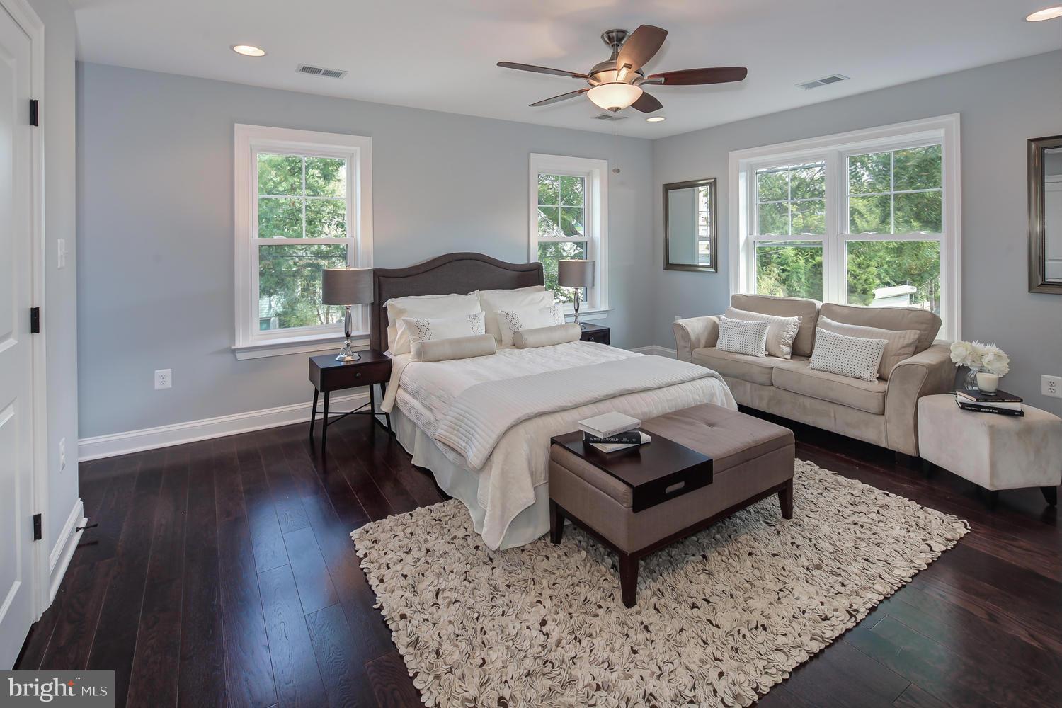 859 Venable Place Northwest Washington, DC 20012 - Photo 17 of 30 a living room with furniture rug and window