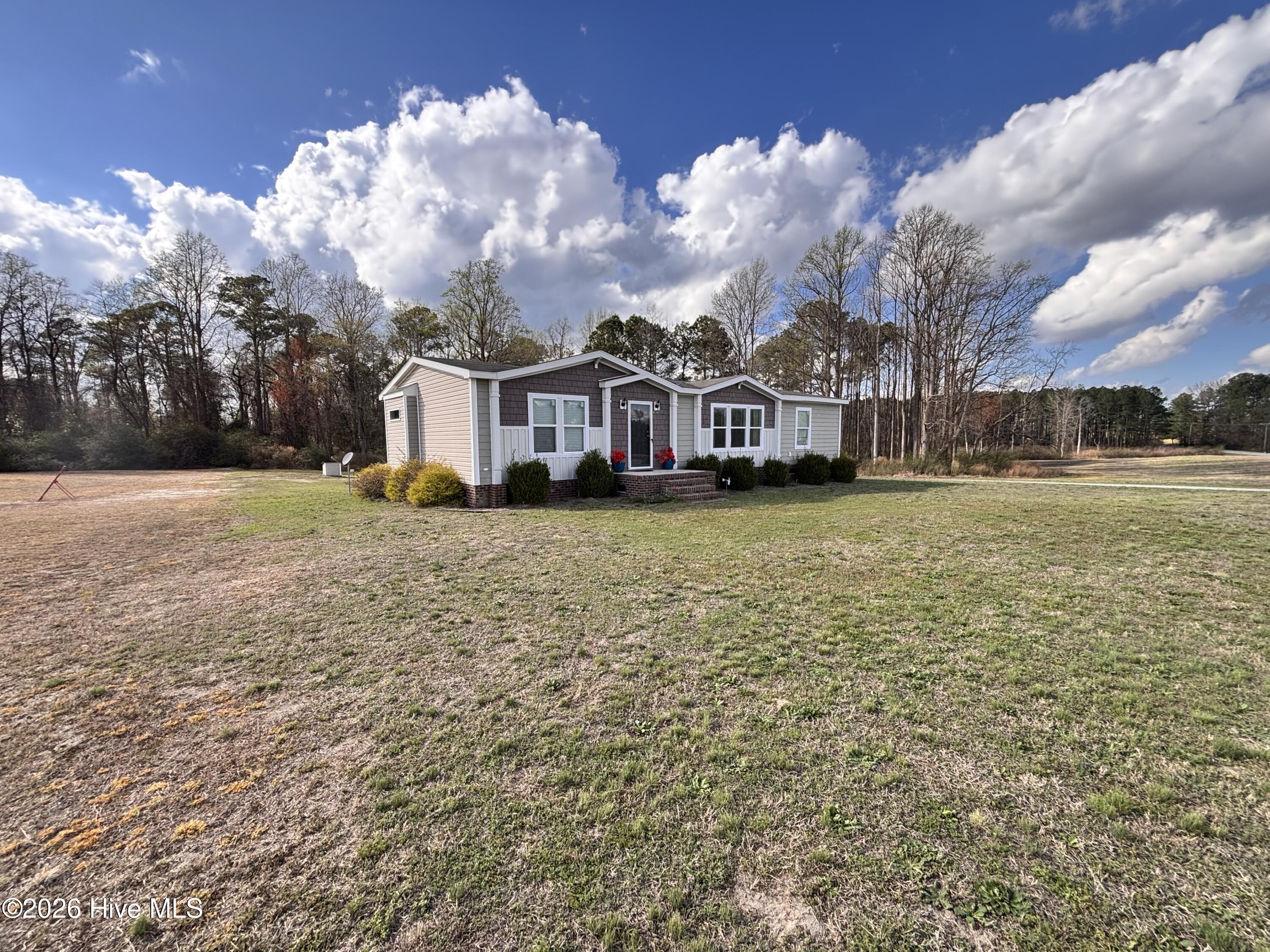 1100 Ozzie Road Clinton, NC 28328 - Photo 2 of 15 IMG_6434