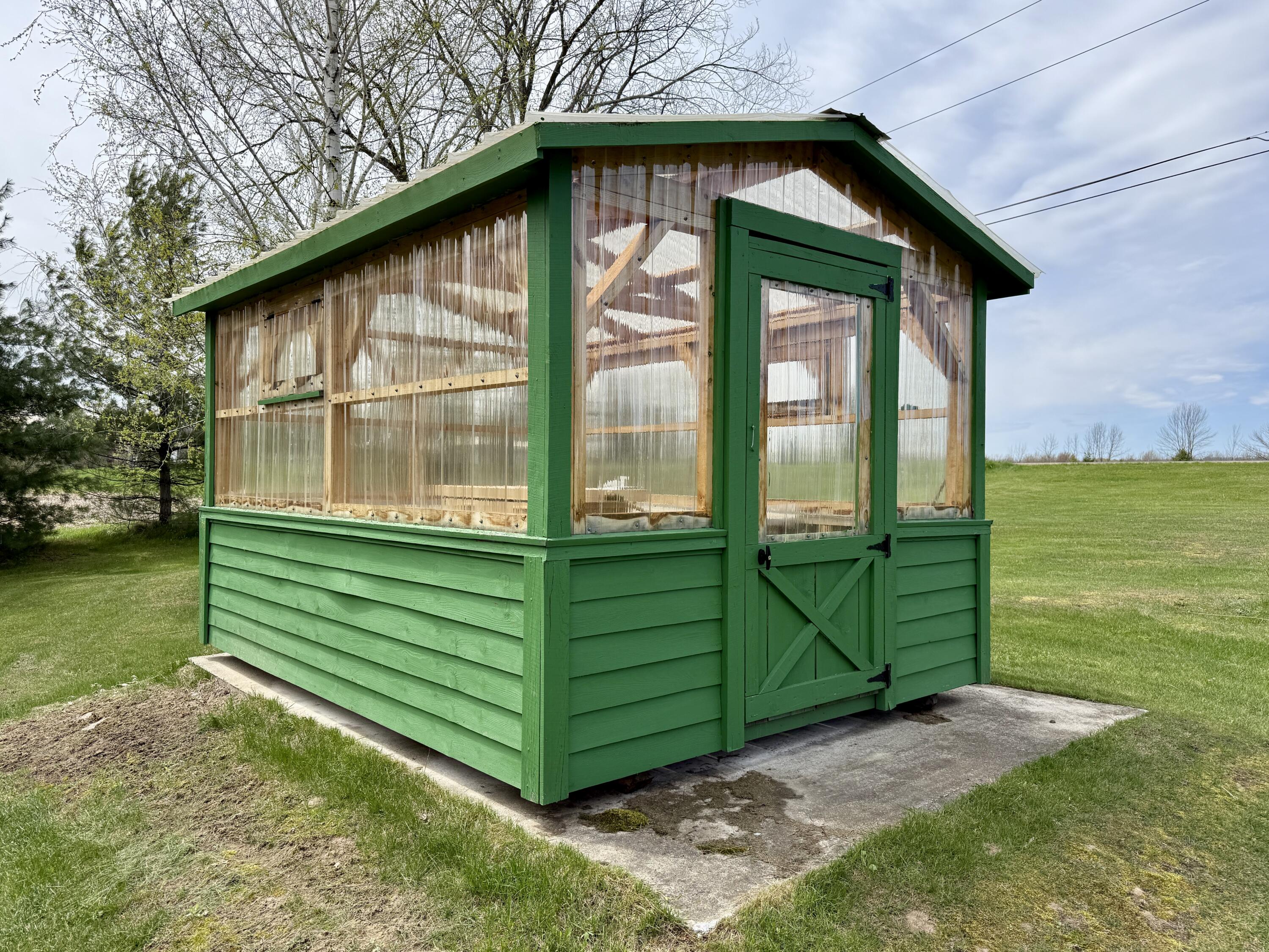 596 Dubois Road Champlain, NY 12919 - Photo 36 of 51 Greenhouse