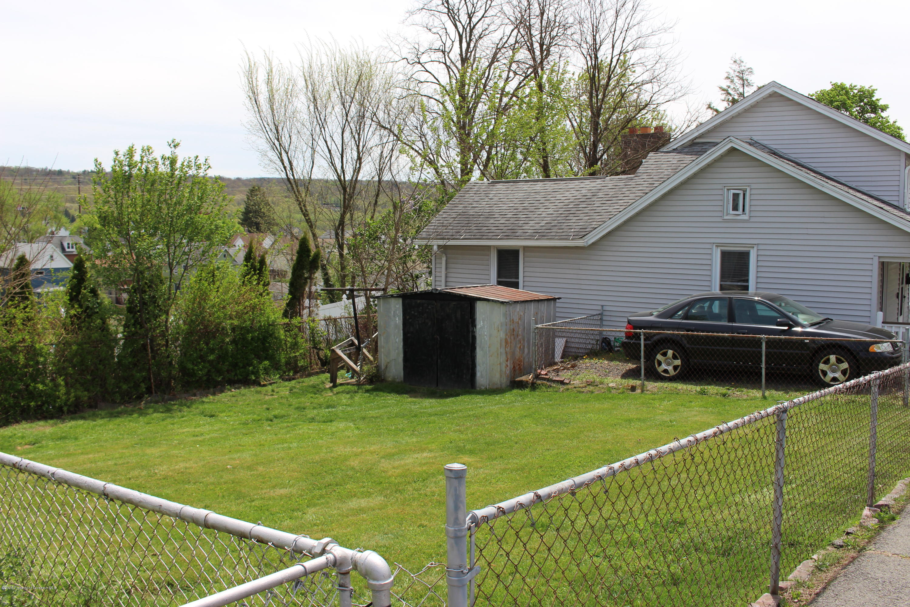 1106 Ridge Avenue Dunmore, PA 18510 - Photo 2 of 29 Gallery Image 2