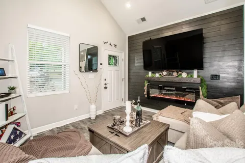 $229,999 | 1206 8th Street, Unit 13, Statesville, NC 28677