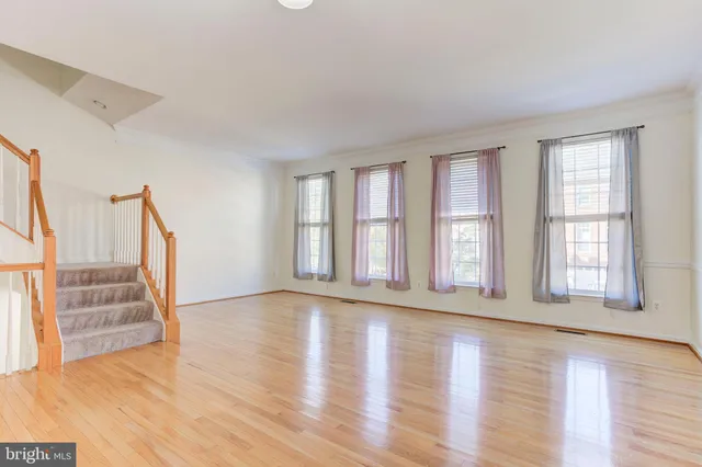 $3,200 | 21896 Hawksbury Terrace, Broadlands, VA 20148