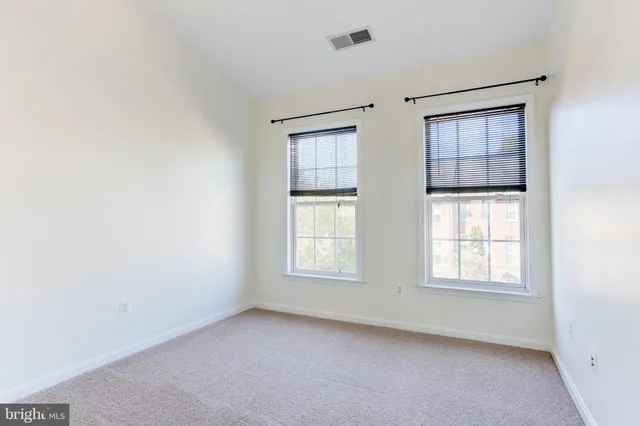 $3,200 | 21896 Hawksbury Terrace, Broadlands, VA 20148