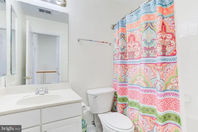 $3,200 | 21896 Hawksbury Terrace, Broadlands, VA 20148