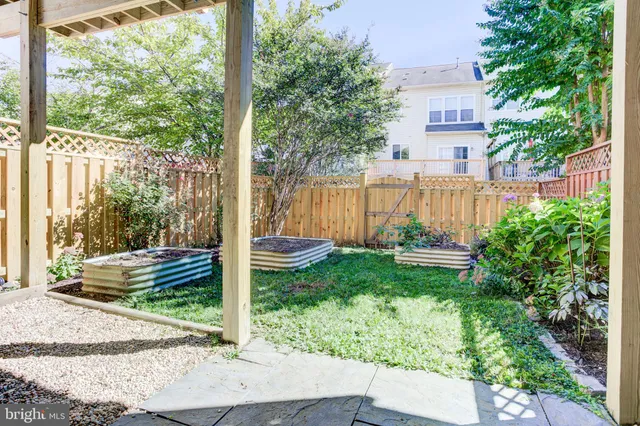 $3,200 | 21896 Hawksbury Terrace, Broadlands, VA 20148