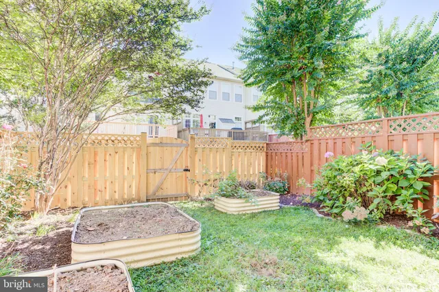 $3,200 | 21896 Hawksbury Terrace, Broadlands, VA 20148