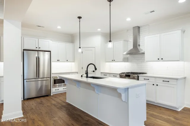 $595,000 | 1206 Ft Craig Trail, Maryville, TN 37803