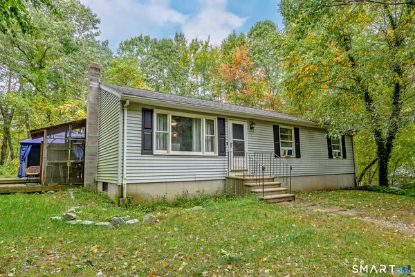 $339,900 | 42 Church Street, Thompson, CT 06277