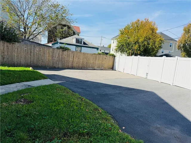 $1,800 | 65 Union Avenue, Unit 2, Providence, RI 02909